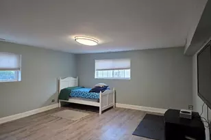 1719 W Lexington Dr, Arlington Heights, IL 60004 - Photo 16