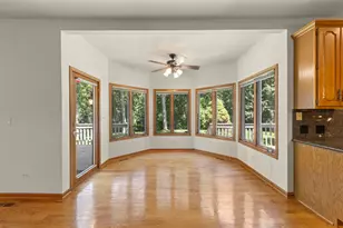 1599 Far Hills Dr, Bartlett, IL 60103 - Photo 10