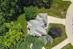 1599 Far Hills Dr, Bartlett, IL 60103 - Photo 40