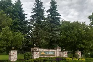 7380 Bannockburn Cir, Lakewood, IL 60014 - Photo 1