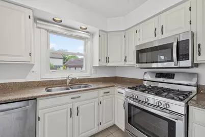 2158 Countryside Circle, Naperville, IL 60565 - Photo 14