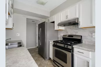 1957 Wildwood Circle, Glendale Heights, IL 60139 - Photo 8