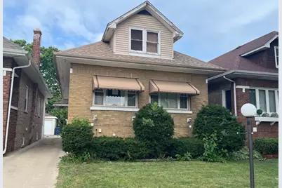 2112 S 8th Avenue, Maywood, IL 60153 - Photo 2
