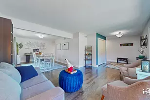1809 Eaton Dr, Woodridge, IL 60517 - Photo 6