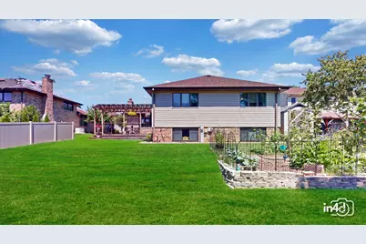 1809 Eaton Drive, Woodridge, IL 60517 - Photo 2