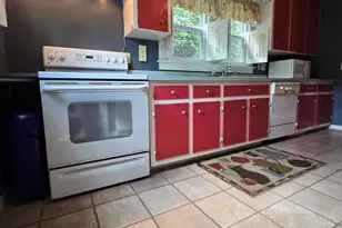 710 Catherine St, Joliet, IL 60435 - Photo 16