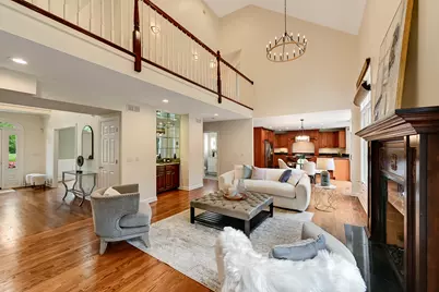 32 Ridgefield Lane, Burr Ridge, IL 60527 - Photo 18