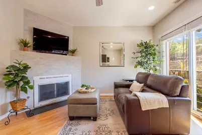 1741 N Wilmot Avenue, Chicago, IL 60647 - Photo 6