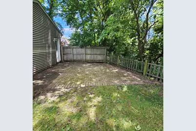 611 Golfview Drive, Round Lake Beach, IL 60073 - Photo 6