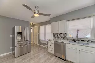 353 W Hickory St, Chicago Heights, IL 60411 - Photo 8