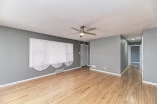 353 W Hickory St, Chicago Heights, IL 60411 - Photo 4