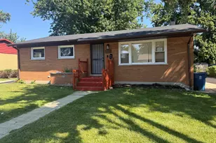 353 W Hickory St, Chicago Heights, IL 60411 - Photo 1