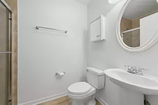3550 W Montrose Ave, Chicago, IL 60618 - Photo 10