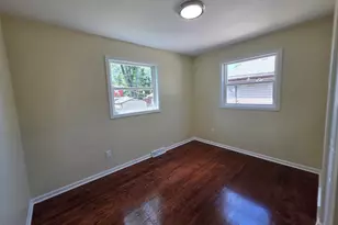 217 S Channel Dr, Round Lake Beach, IL 60073 - Photo 10
