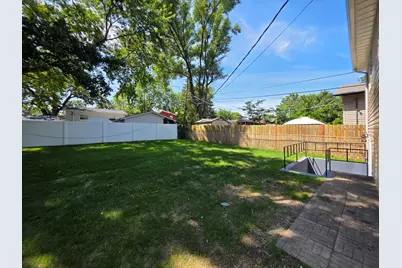 217 S Channel Drive, Round Lake Beach, IL 60073 - Photo 20