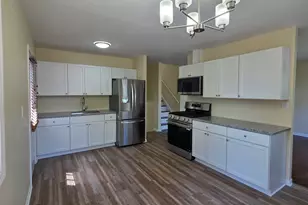 217 S Channel Dr, Round Lake Beach, IL 60073 - Photo 4