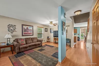 296 W Daisy Circle, Romeoville, IL 60446 - Photo 12