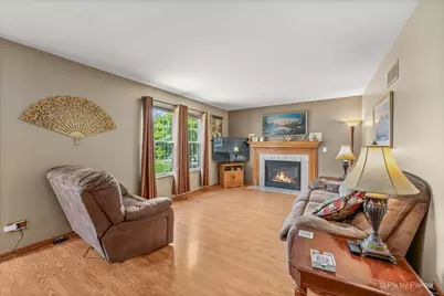 296 W Daisy Circle, Romeoville, IL 60446 - Photo 20