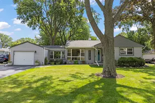 2304 Meadow Dr, Rolling Meadows, IL 60008 - Photo 26