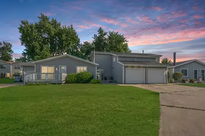 1562 Hunt Drive #B, Normal, IL 61761 - Photo 1