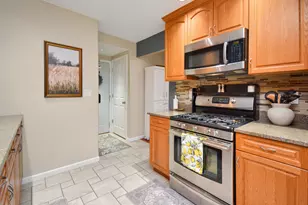 1562 Hunt Dr, Normal, IL 61761 - Photo 12
