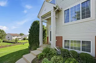 1385 New Haven Dr, Cary, IL 60013 - Photo 28