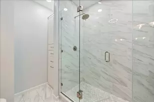 2117 W Belmont Ave, Chicago, IL 60618 - Photo 20