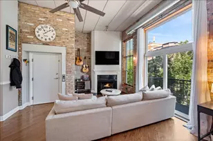 2117 W Belmont Ave, Chicago, IL 60618 - Photo 4