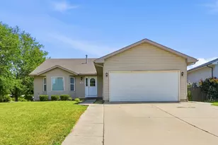 1402 Enborn Dr, Joliet, IL 60431 - Photo 1