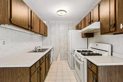 [Address not provided], Cary, IL 60013 - Photo 8