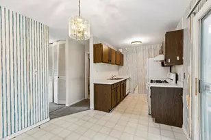 [Address not provided], Cary, IL 60013 - Photo 6