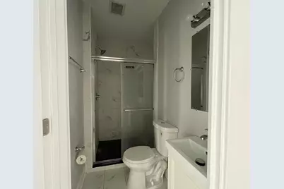 722 N Austin Boulevard #3E, Oak Park, IL 60302 - Photo 6