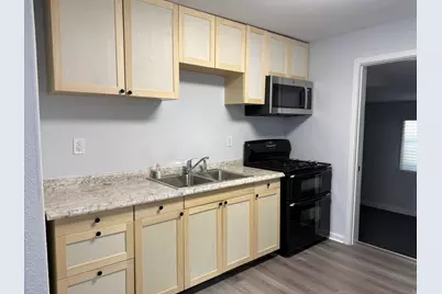 8307 N 2nd Street, Machesney Park, IL 61115 - Photo 4