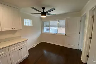5749 W 63rd Pl, Chicago, IL 60638 - Photo 8