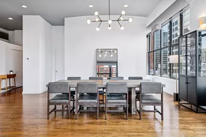 333 W Hubbard Street #801, Chicago, IL 60654 - Photo 8
