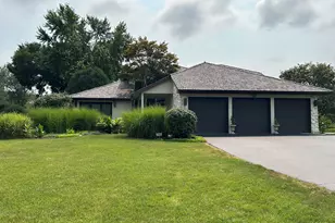 700 Westridge Rd, Joliet, IL 60431 - Photo 1