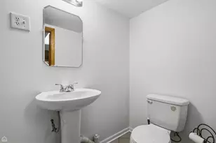8716 N Harding Ave, Skokie, IL 60076 - Photo 16