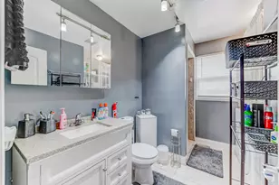 7740 Monitor Ave, Burbank, IL 60459 - Photo 16