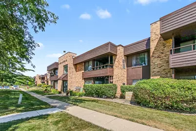 1413 N Sterling Avenue #204, Palatine, IL 60067 - Photo 2