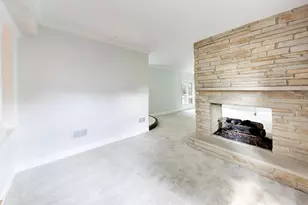 249 Wilshire Rd, Lake Forest, IL 60045 - Photo 8