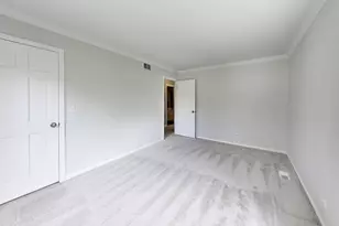 249 Wilshire Rd, Lake Forest, IL 60045 - Photo 36