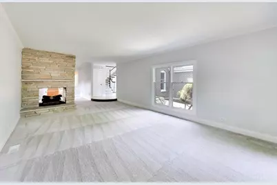 249 Wilshire Road, Lake Forest, IL 60045 - Photo 6