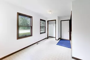249 Wilshire Rd, Lake Forest, IL 60045 - Photo 22