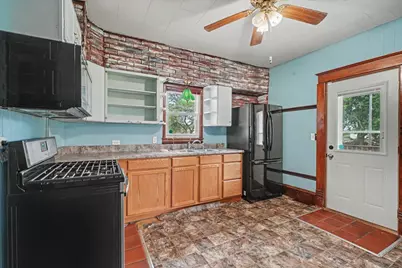 905 E Pells Street, Paxton, IL 60957 - Photo 12