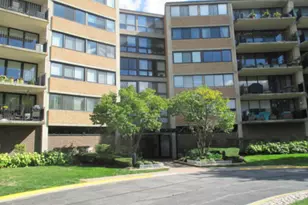 101 Bar Harbour Rd, Schaumburg, IL 60193 - Photo 1