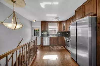 8805 Oriole Avenue, Morton Grove, IL 60053 - Photo 6