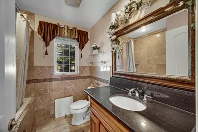 8805 Oriole Avenue, Morton Grove, IL 60053 - Photo 10