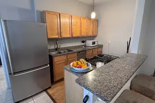 1205 W Sherwin Ave, Chicago, IL 60626 - Photo 6