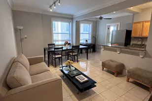 1205 W Sherwin Ave, Chicago, IL 60626 - Photo 2