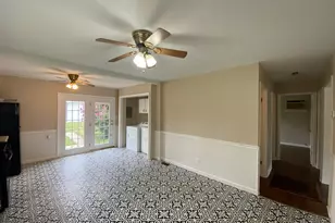 320 S Hubbard Ave, Orangeville, IL 62939 - Photo 6